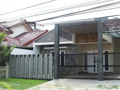 Dijual Rumah di Jemursari Surabaya, Lokasi Strategis, Minimalis,