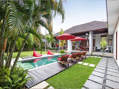 Sewa Harian Villa Private Pool 4 Kamar di Seminyak Bali - BVI27093