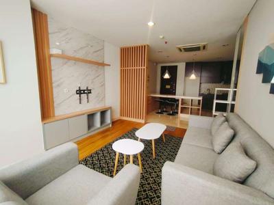 Apartemen The Grove Suites Empyreal 2BR Furnish Bagus