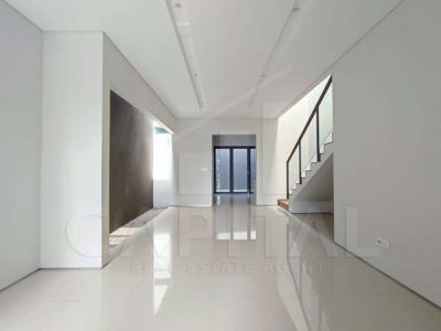 Available last unit rumah baru minimalis modern di Setraduta Grande