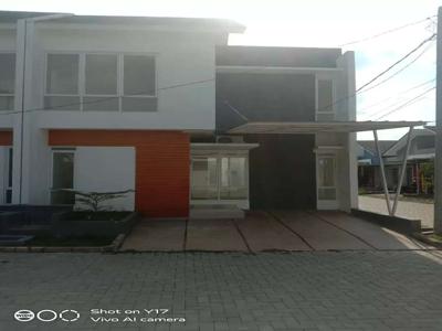 Di Jual Rumah Baru dalam Cluster Cottonwood 2