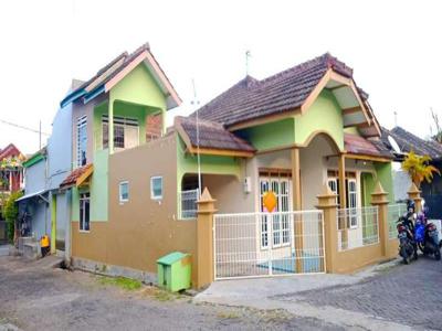 Di Jual Rumah Mewah Taman Baru Banyuwangi