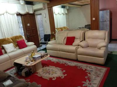 Dijual cepat rumah hook nyaman dan asri,babakan priangan,kembar,bkr