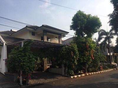 Dijual Cepat Rumah Mewah 2 Lantai di Bintaro - Siap Huni Full Furnish