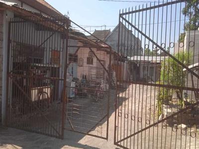 DIJUAL RUMAH +GUDANG HANYA HITUNG TANAH AJ MAGUWOHARJO DEPOK SLEMAN