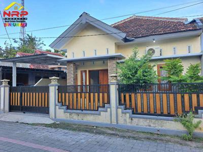 Dijual Rumah Hook Pojok 100 Meter dari JL. Adi Sucipto - Banyuwangi