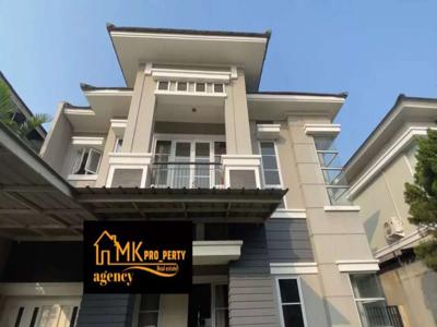 Dijual rumah mewah semi furnish kota wisata cibubur