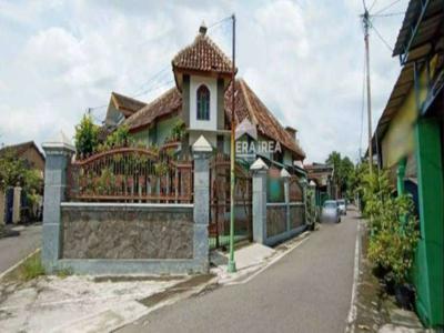 Dijual Rumah Murah, Luas, Nyaman dan Strategis di Banjarsari Solo
