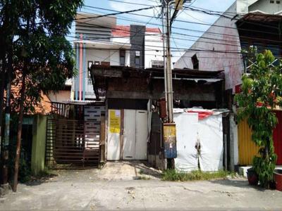 Dijual / Sewa Rumah 2 Lantai di Dukuh Menanggal