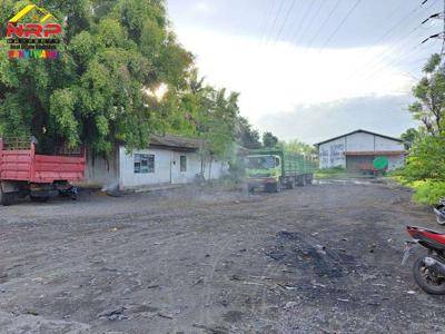 Dijual Tanah Bonus Gudang Strategis di Jl. Gatot Subroto, Ketapang Bwi