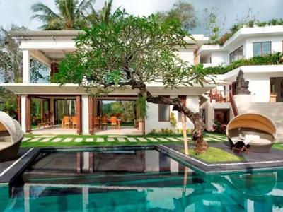 Dijual Villa Cantik 2 Lantai di Jl. Raya Pantai Pasut, Tabanan, Bali