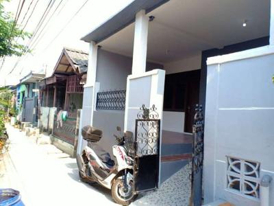 Dikontrakan Rumah 3 Kamar di Perumnas Klender Jakarta