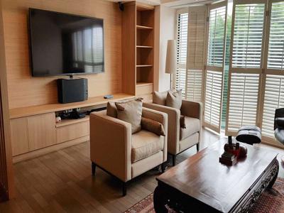 Disewakan Apartemen Verde Kuningan 3 BR Classic Furnish