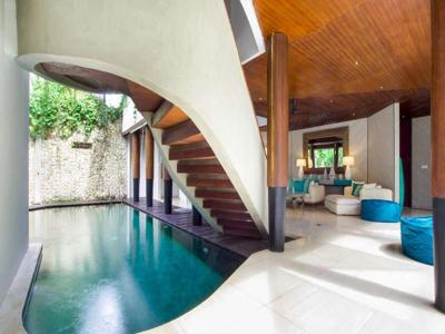 Disewakan Harian Villa LIburan 3 Kamar di Seminyak Bali - BVI12747
