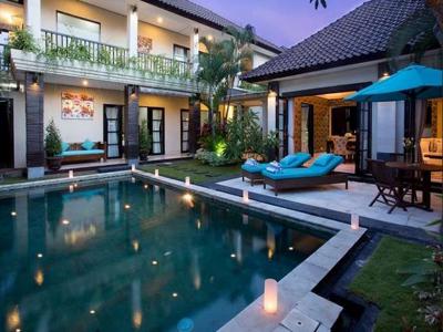 Disewakan Harian Villa Liburan 3 Kamar di Seminyak Bali - BVI49651