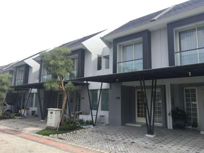 Disewakan Rumah Baru Grand Pakuwon Queensland Surabaya