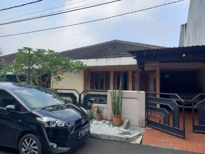 For Sale Rumah di Villa Mutiara jombang