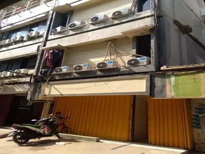 Harga kost kaki lima fasilitas hotel berbintang