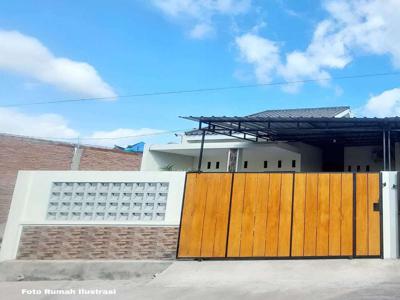 Jual Rumah Baru Kadipiro Tengah Kota Solo Dekat Masjid di Banjarsari