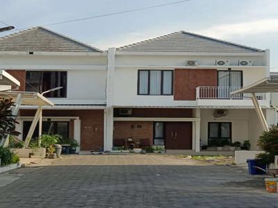 Jual rumah dua lantai dekat Rumah sakit Karyadi Semarang