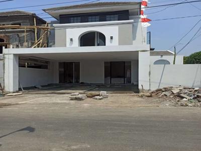 Rumah 2 Lantai Mewah Al Azhar Undip Tembalang Banyumanik