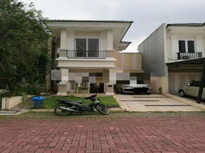 Rumah 2 lt dijual di cluster IlRosa Gading Serpong