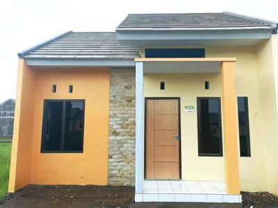 Rumah Baru Cantik LT. 72 m2 Asri Kebonsari Dekat Pusat Kota Jember