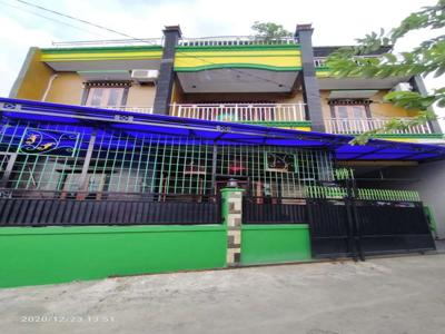 Rumah Cantik 3 Lantai