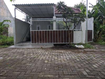 RUMAH DI IKAN MAS AREA SUHAT KOTA MALANG