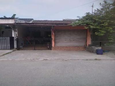 Rumah di jual atau di sewakan