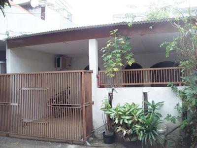 Rumah di Rungkut Permai