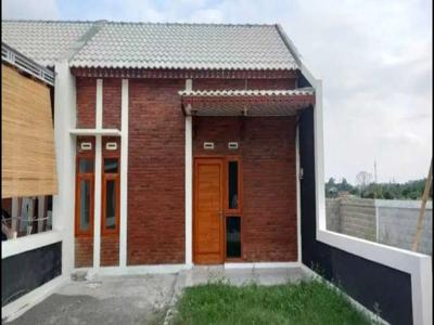 RUMAH ETNIK MURAH DALAM CLUSTER DI AREA PRAMBANAN