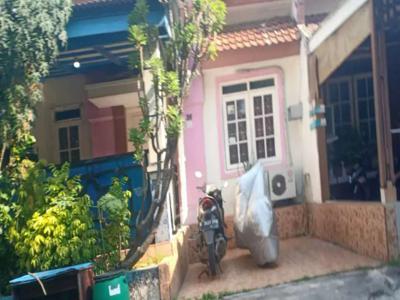 Rumah full renov siap huni lembah hijau Lippo Cikarang