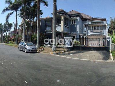 Rumah Mewah Disewakan di Perumahan Elit Dieng Malang GMK02272