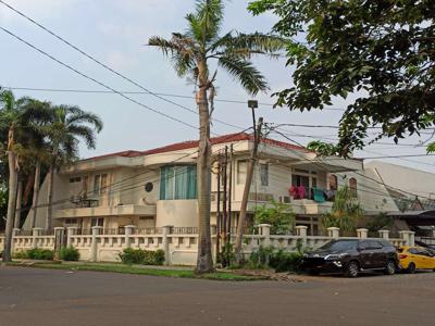 Rumah mewah siap huni di Citra Garden 2 Jakarta Barat