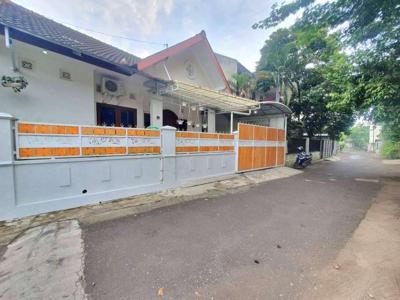 RUMAH NYAMAN TENGAH KOTA DEKAT RS WIROSABAN.JK11180