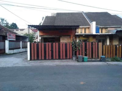 Rumah Siap Huni Area Kampus UII Jakal Km 13 Yogyakarta