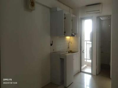 Sewa Apartemen 2BR Unfurnish Ada Kitchen Tower J Bassura City