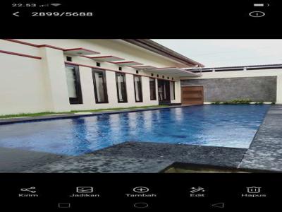 Villa Kolam Renang Utara Kampus UPN