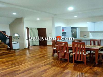 BALIKUBU. COM |AMR-077 Rumah Furnished Cantik Gatot Subroto I Denpasar