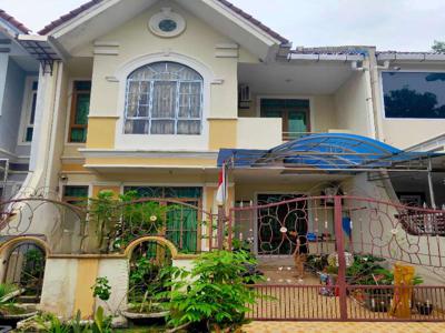 dijual rumah siap huni lokasi strategis center point