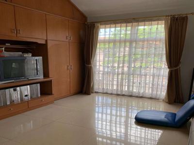 Disewa Rumah Town House Full Furnished di Lippo Karawaci, Tangerang