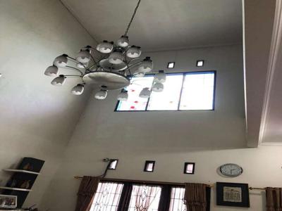 Disewakan Rumah Lux 2 Lantai Furnish Siap Huni di Mekar Murni