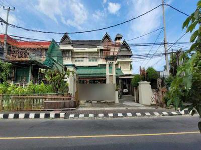 Ruang usaha dijual Gedung Galeri Lokasi jalan raya @Batubulan Bali