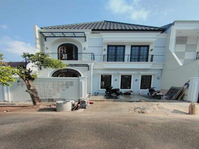 Din5.Brand New Rumah 2 Lt Luas tanah 180m Di Nusaloka BSD Tangerang