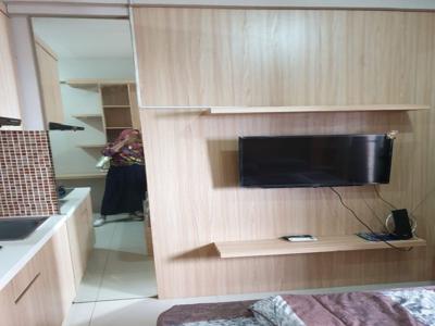 Sewa Tahunan Apartemen The Green Pramuka City Type Studio Furnish