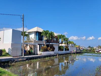 Villa 200m dari Pantai, Fully furnished, 2 lantai di Cemagi Canggu