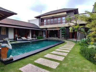 Villa full furnished Berawa Canggu Bali