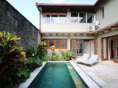 Villa modern di Kesambi Kerobokan Bali
