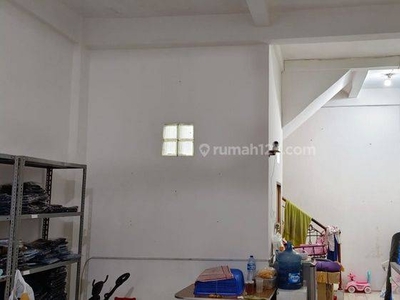 Ana Rumah Uk 4x15m di Jelambar